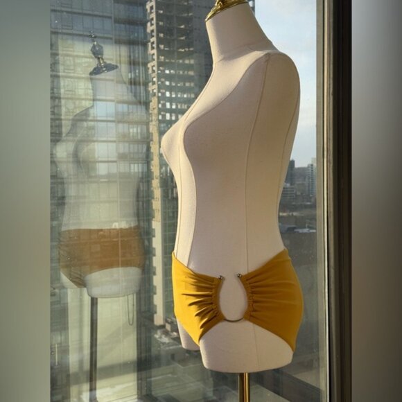 🆕 CHRISTOPHER ESBER 🧿 NWOT U Prong Swim Brief, Mustard, Sz AU 10 US 6 - Picture 11 of 16